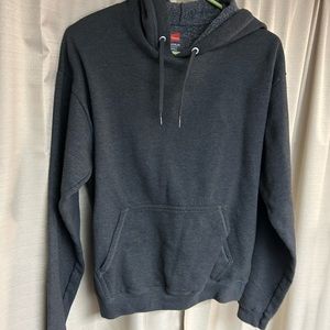 Used but like new Hanes pullover sweatshirt